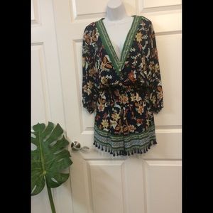 Hidden Valley Romper Size Medium